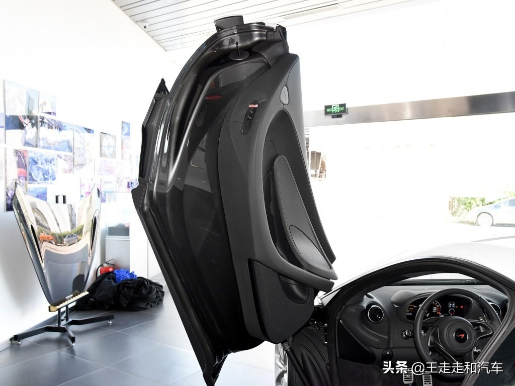 法拉利和迈凯伦540c,迈凯伦对比法拉利最快的车