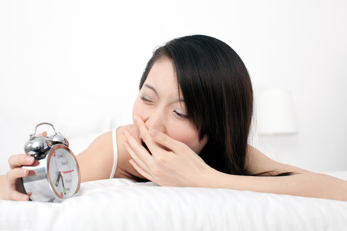 起床后手麻木是什么原因,早晨起床手掌麻木是怎么回事