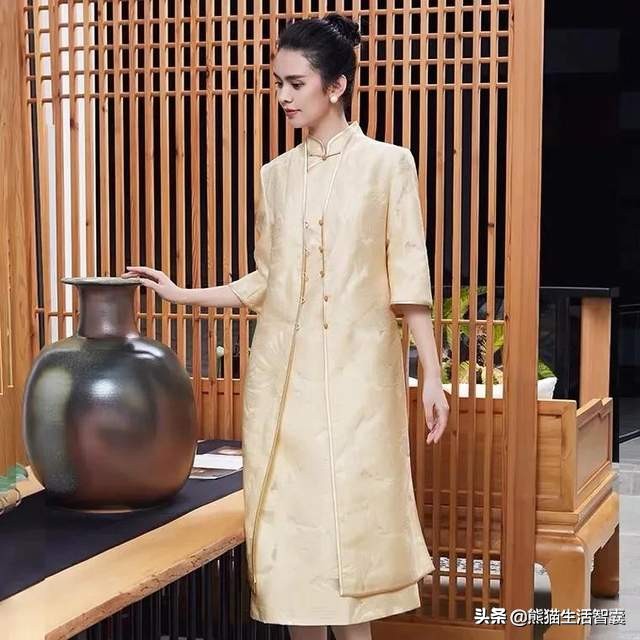 参加女儿婚礼妈妈服装,婚礼妈妈服装高档优雅时尚