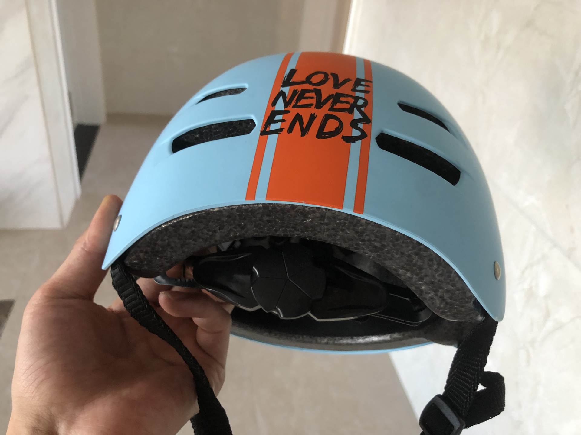 柒小佰运动减震自行车16寸价格,柒小佰轮滑鞋能用于训练鞋吗