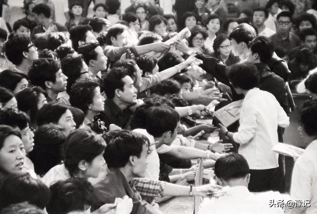 短袖怎么变成内衣,怎么把短袖变成内衣