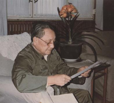 *小平邓**一句话让撒切尔色变:中国人穷是穷一点,打仗是不怕死的