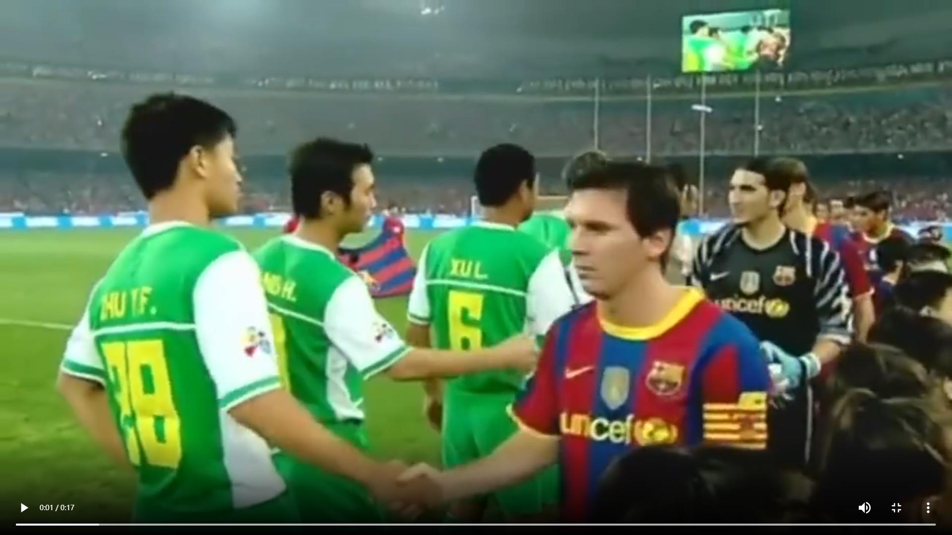 梅西被卡卡球迷骂过吗视频,球迷骂梅西完整视频