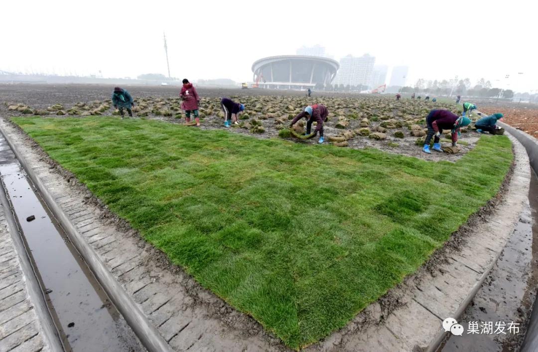 新型足球场草坪,人工草坪足球场建设全过程