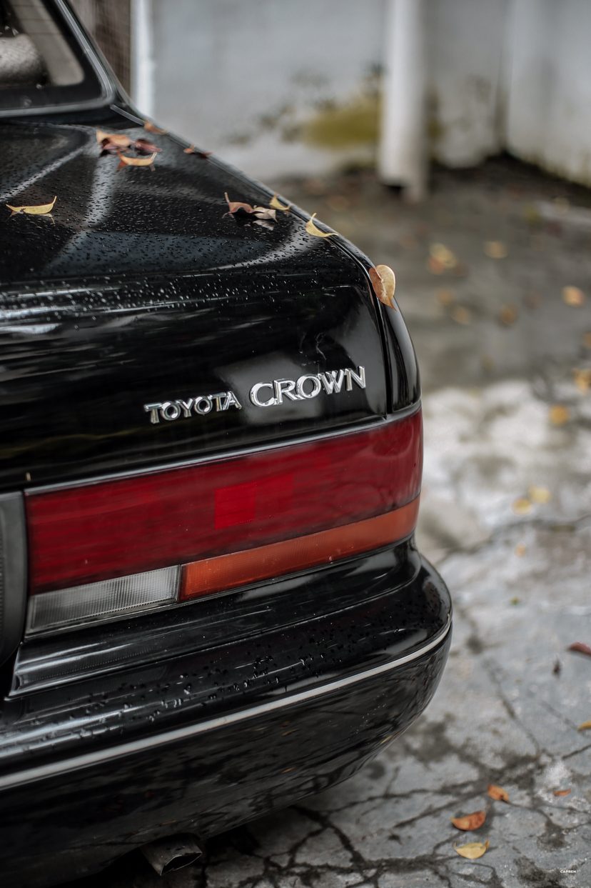 2018款丰田皇冠改装,丰田皇冠3.0老款内饰