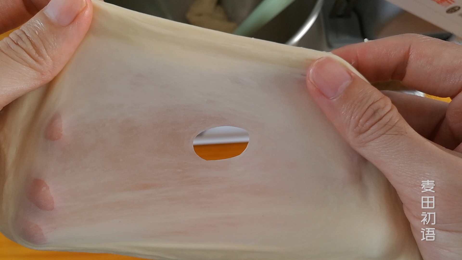 快速揉面出膜,没有揉面机如何揉出手套膜