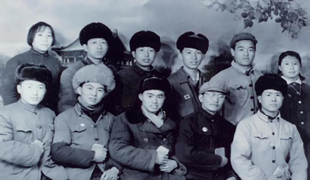 一生要走多少路才是终点,成功的人往往都不成功易中天