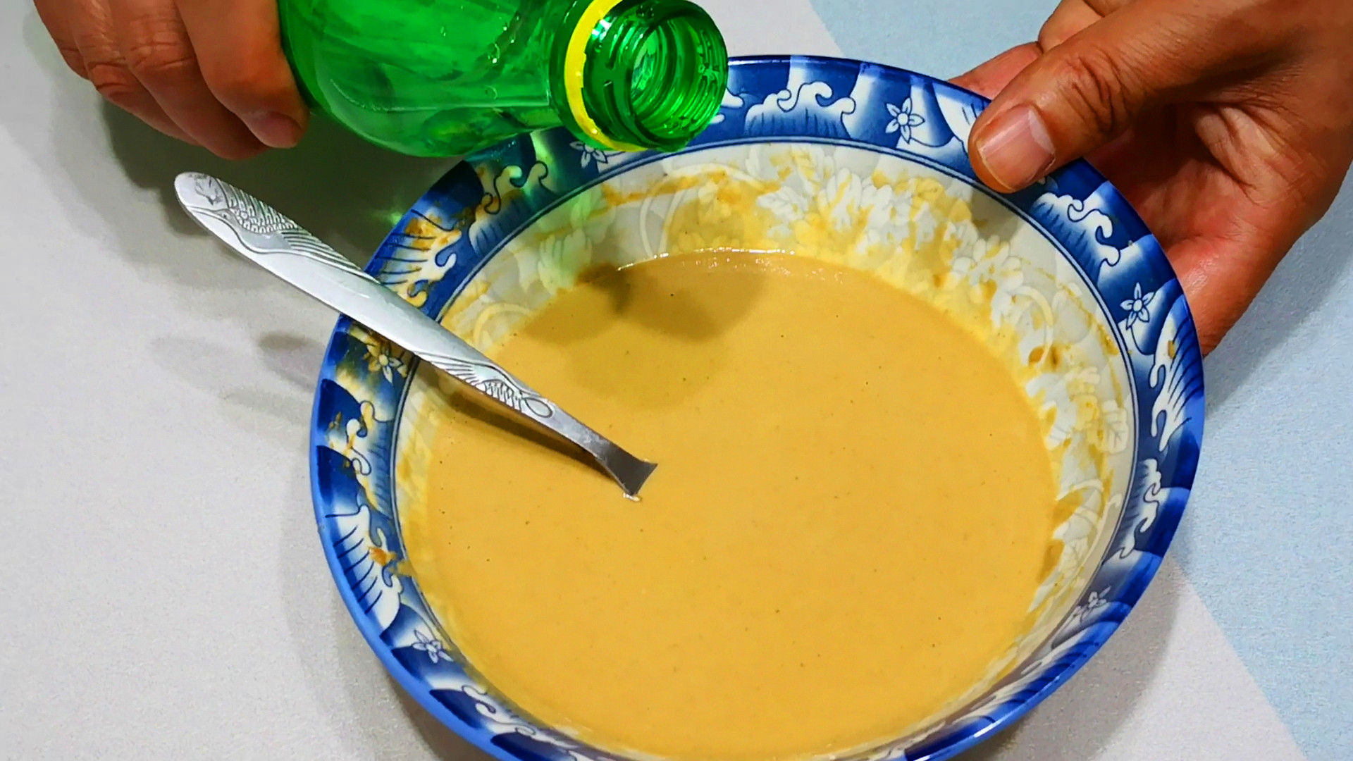 调稀芝麻酱的方法和技巧,调稀芝麻酱的必备小知识