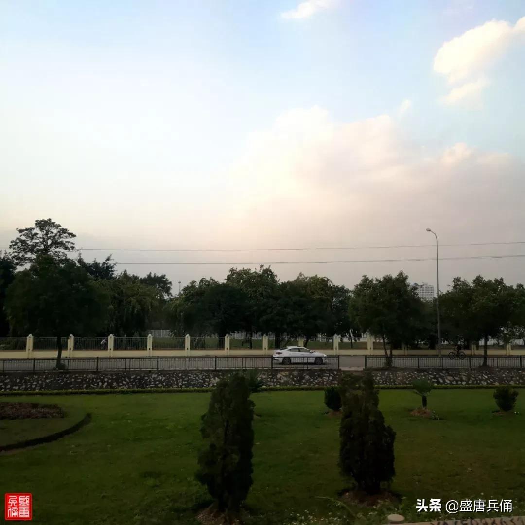 近邻▏车行谅山-河内，看中越两国发展差距