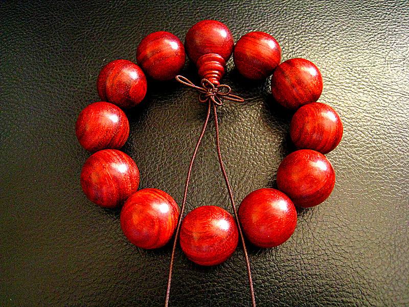 文玩木头手串种类及图片,木质手串文玩香气排行榜