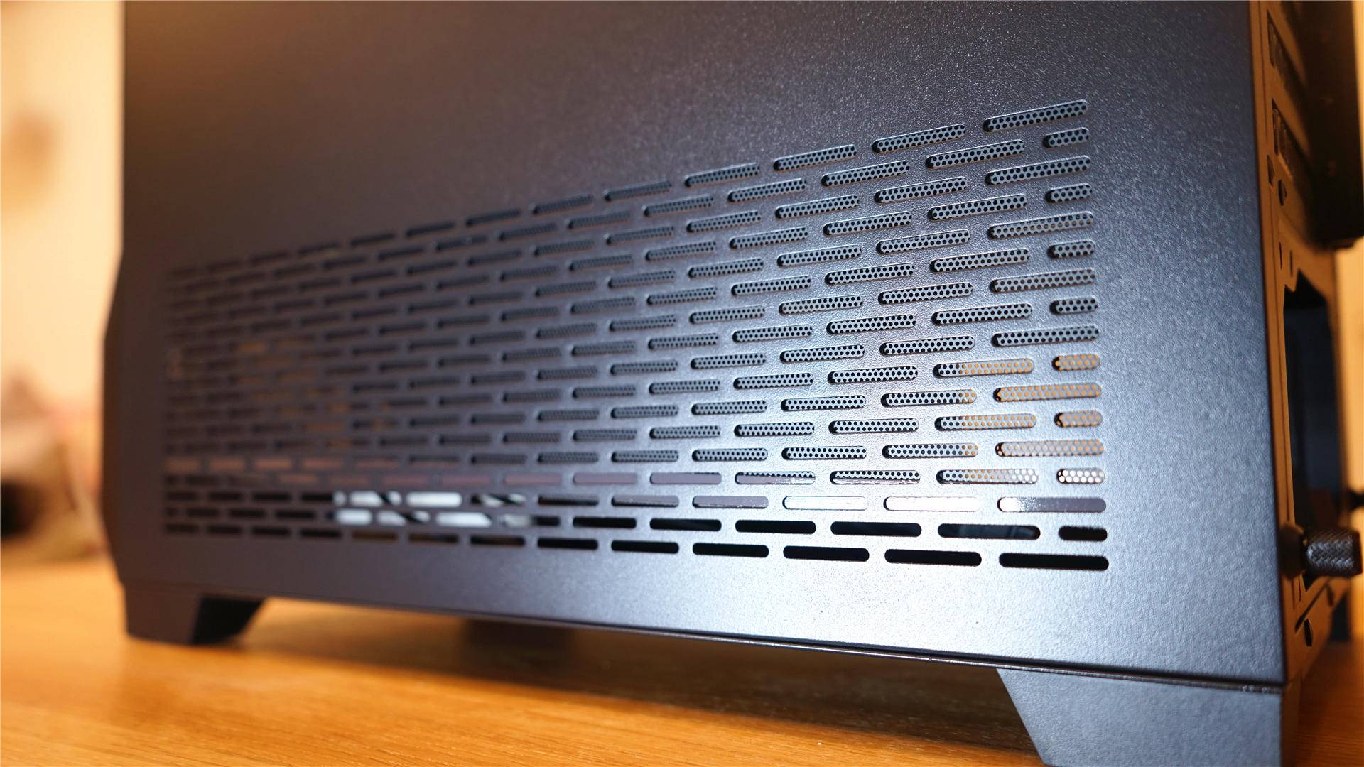 安钛克散热最好的机箱,安钛克机箱对比评测