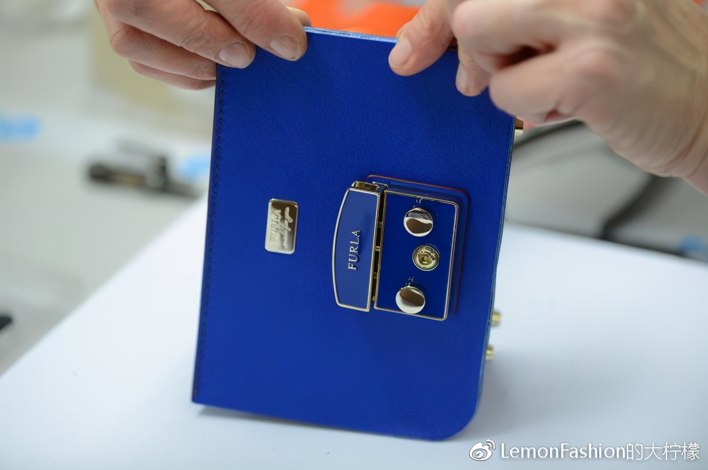 FURLA：轻奢包界的“扛把子”