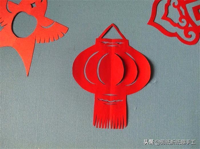 福字灯笼剪纸教程简单好看,剪纸春字灯笼剪法