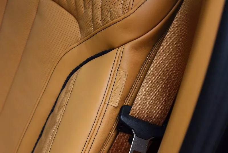 真皮座椅真的有用吗,豪华车为什么不能用真皮座椅