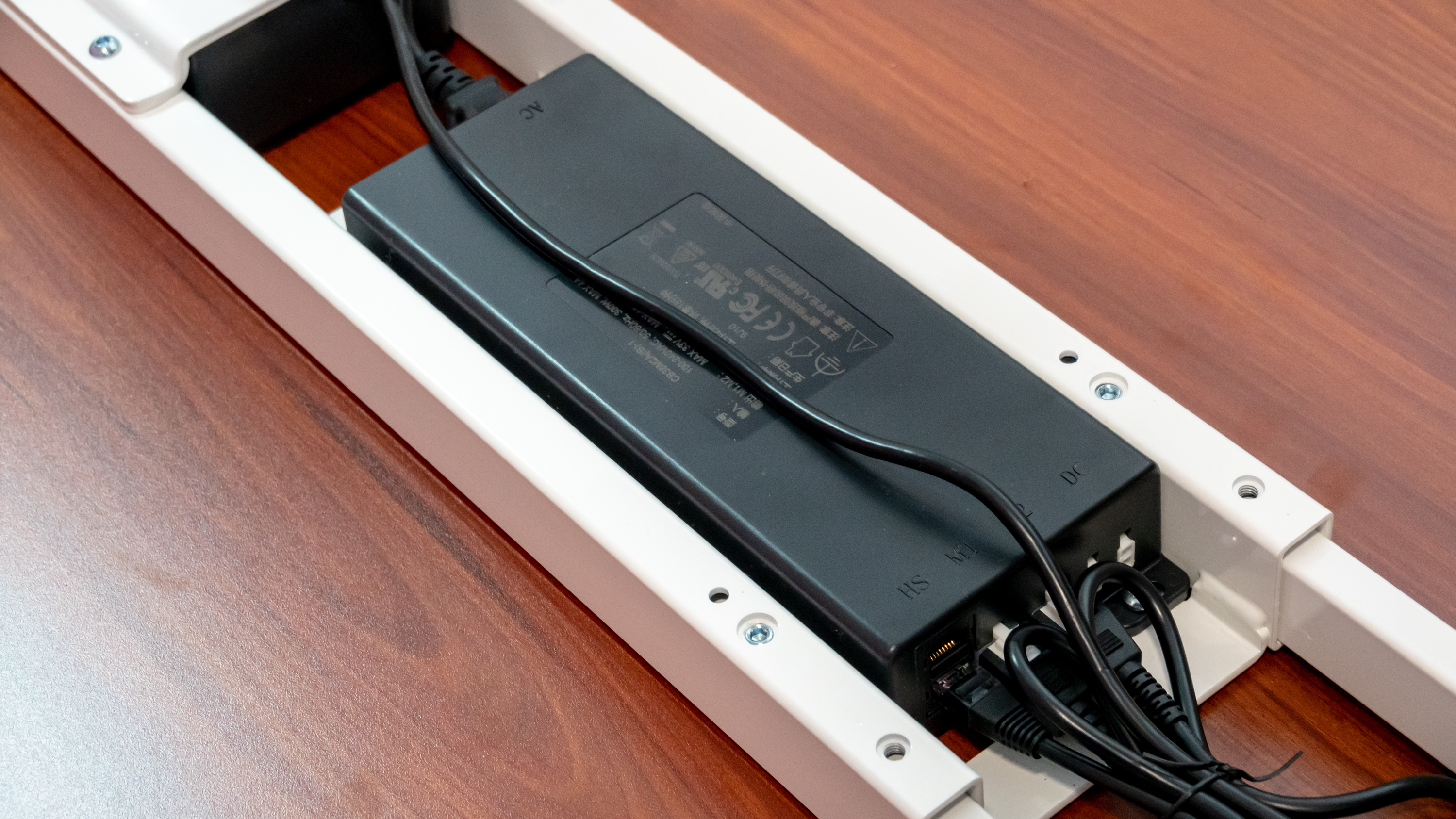 打造理想的居家办公环境:乐歌升降桌/台+明基灯具晒单