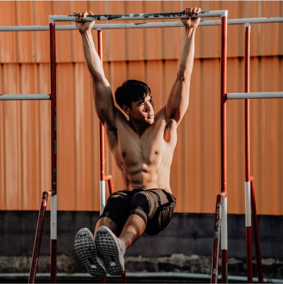 海外火爆的潮牌OMG,凭什么能俘获年轻人的心?