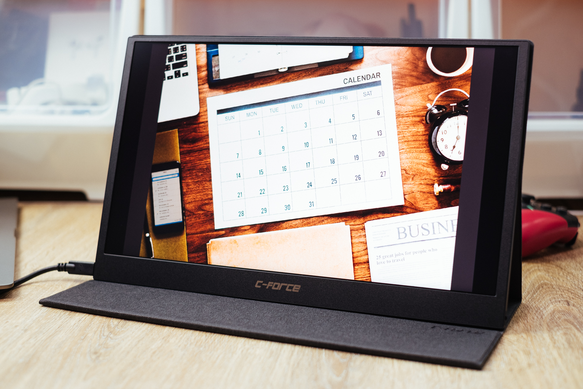 为什么我会回购C-FORCE便携屏，CF015C是一块务实的拓展屏吗？