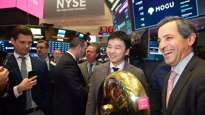 蘑菇街怎么突然消失了,蘑菇街和哪个并购了