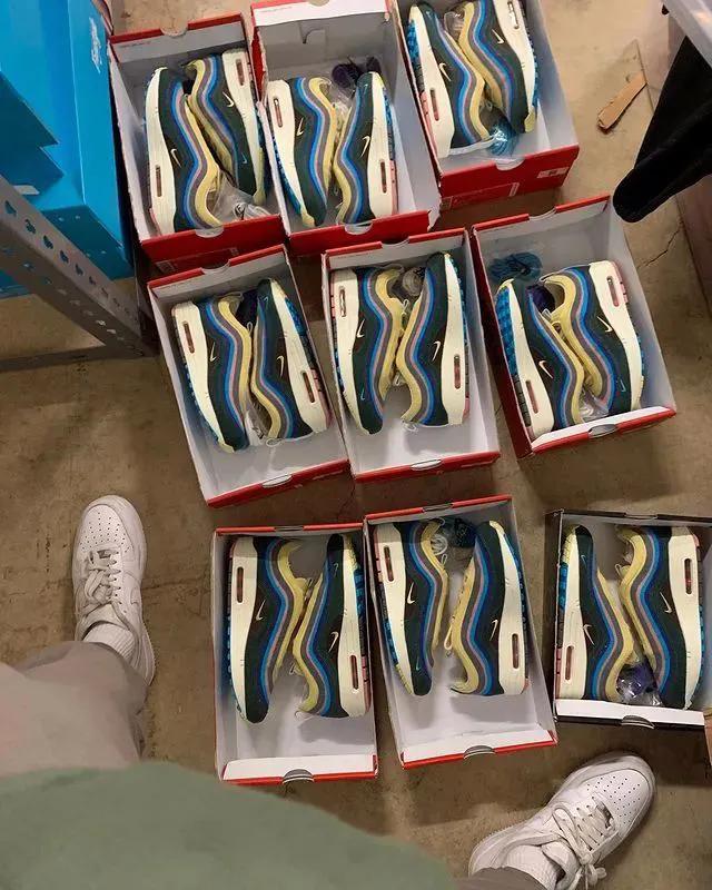 Nike高管以权谋私，儿子竟是“最强鞋贩”