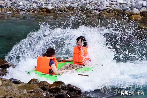 桐梓马鬃红苗风情旅游景区图片,桐梓红庙景区有什么好玩的