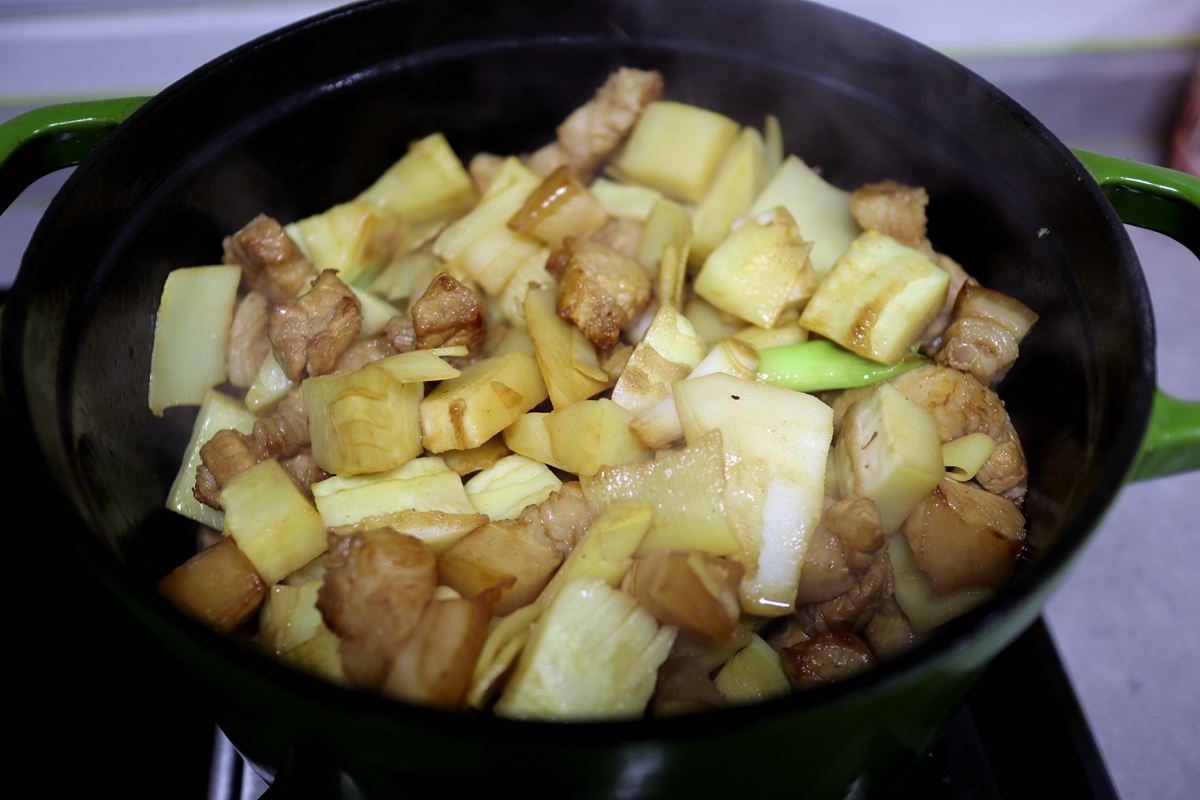 此菜被誉为夏天最养人的菜,这菜被称为湘菜一绝