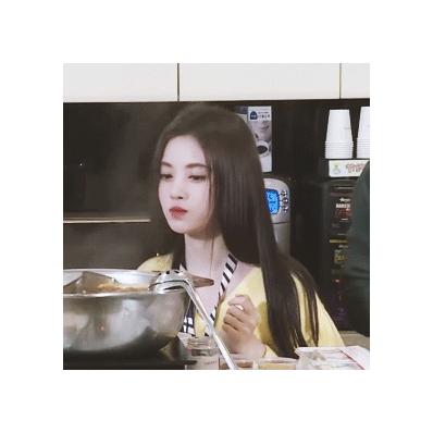 鞠婧祎4000年美女是如何炼成的,鞠婧祎说吃面包多能瘦脸