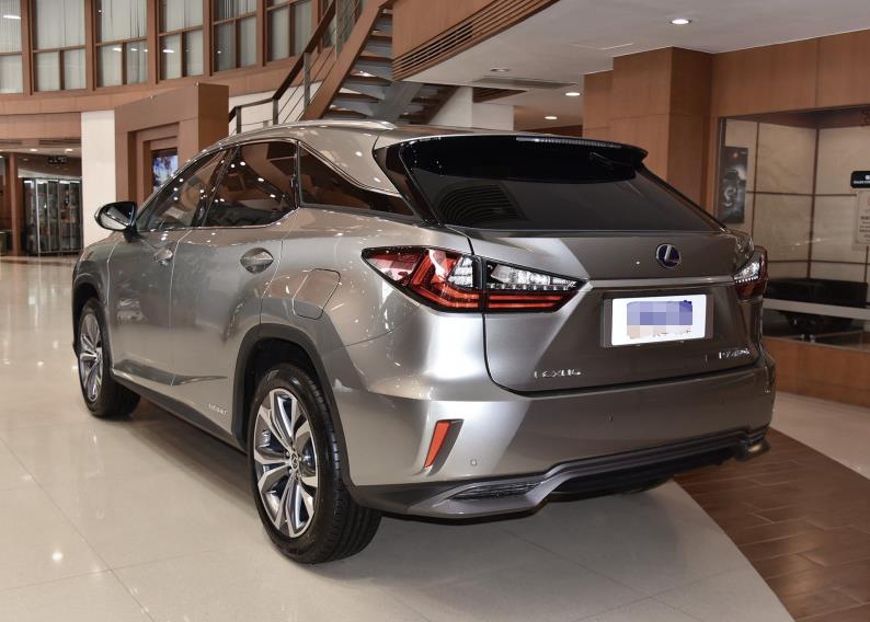 雷克萨斯rx450hl对比宝马x5,开完雷克萨斯ls500再开奥迪a7l