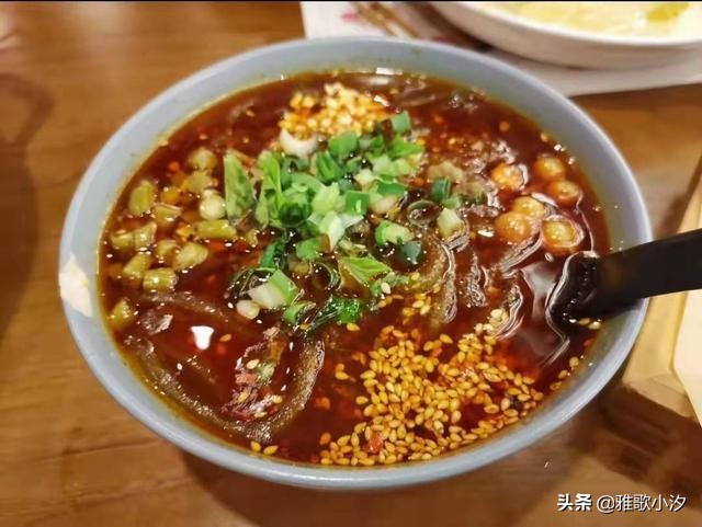 感冒能吃的重口味的食物,感冒期间的最佳饮食菜谱