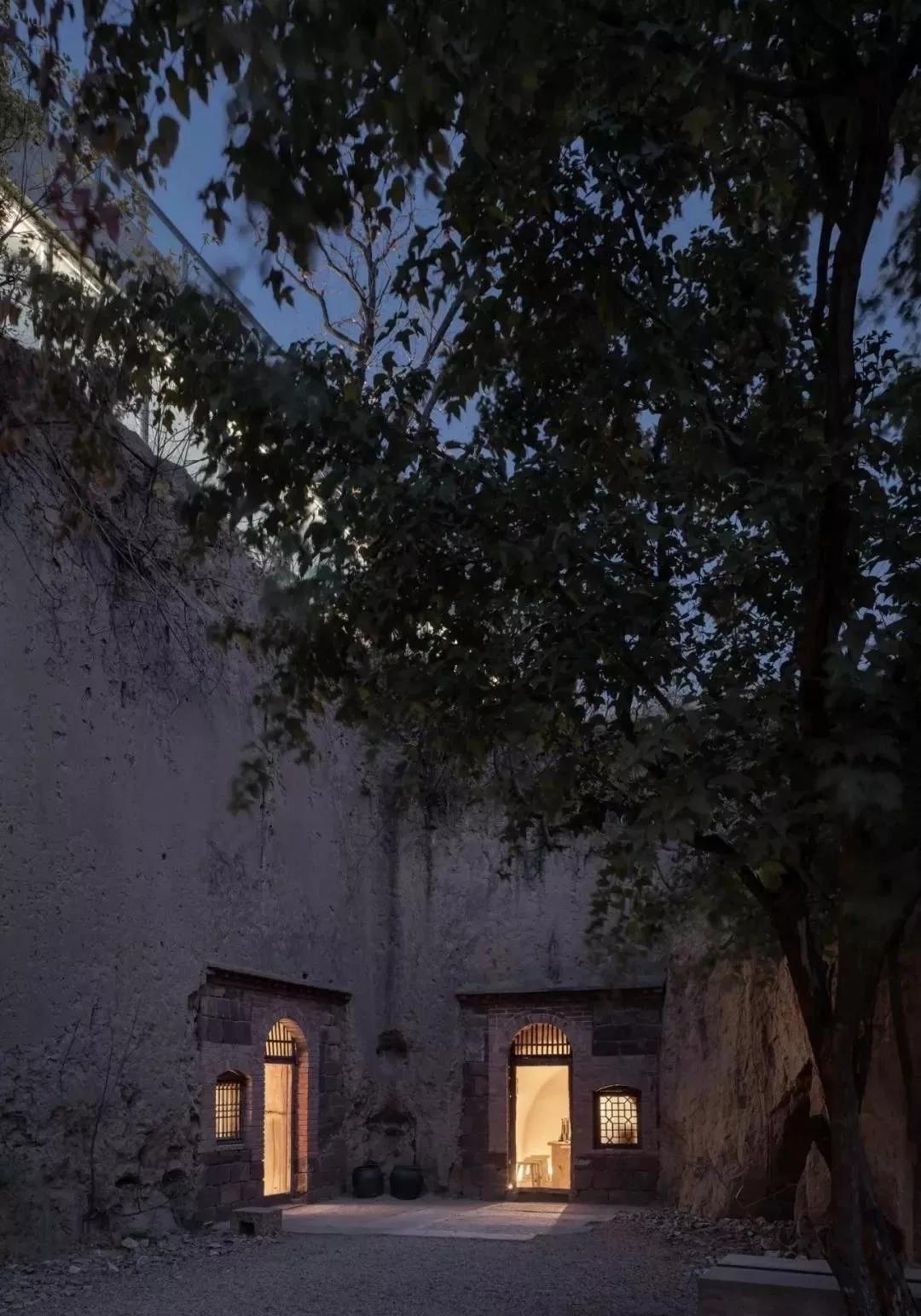 集美组太璞建筑|永威山悦售楼处-最大限度保留窑洞等原生景观