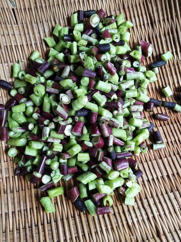 夏天豇豆怎样做才好吃,买回来的豇豆子怎么做