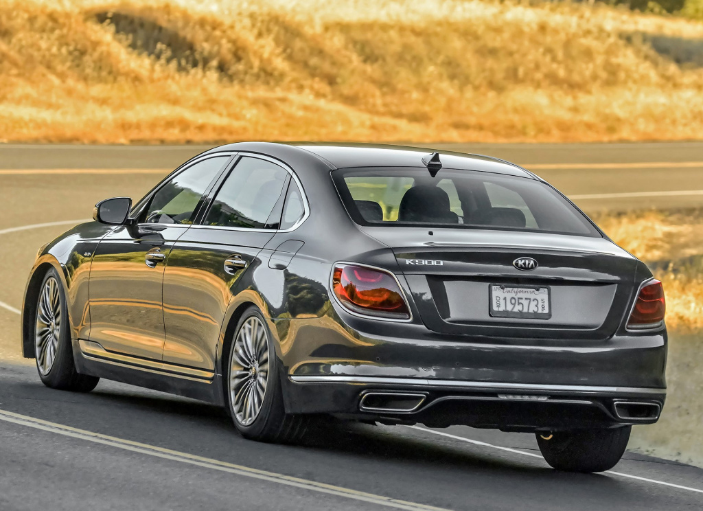 新款奔驰s级上市售价96-130万元,奔驰s级2024款全新换代