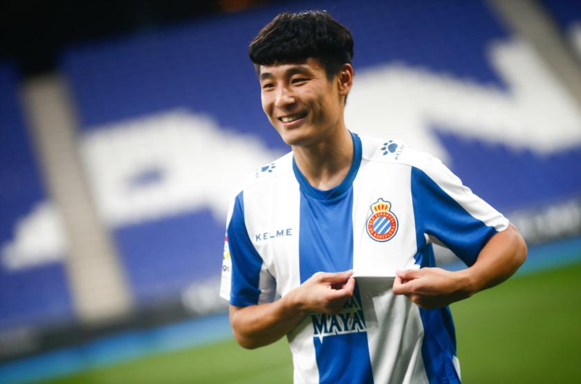 荣获MVP！武磊打进一球外加制造对手红牌，那个世界武回来了