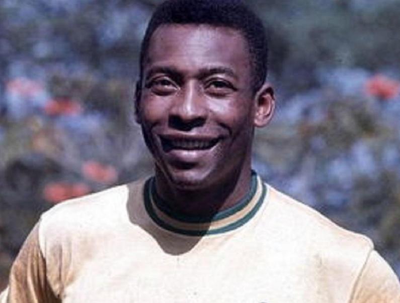 球王贝利和c罗谁更厉害,世界球王c罗