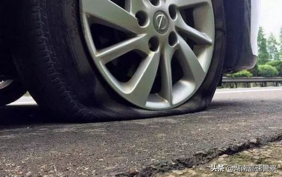 @所有人|满满干货！蜀黍手把手教你换备胎，每个人都能学会。。。