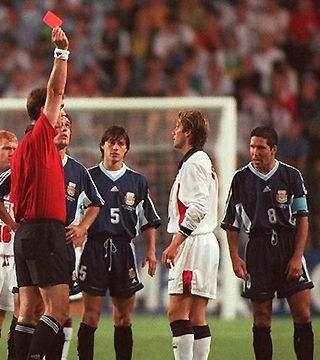 化干戈为玉帛全句,相逢一笑泯恩仇化干戈为玉帛