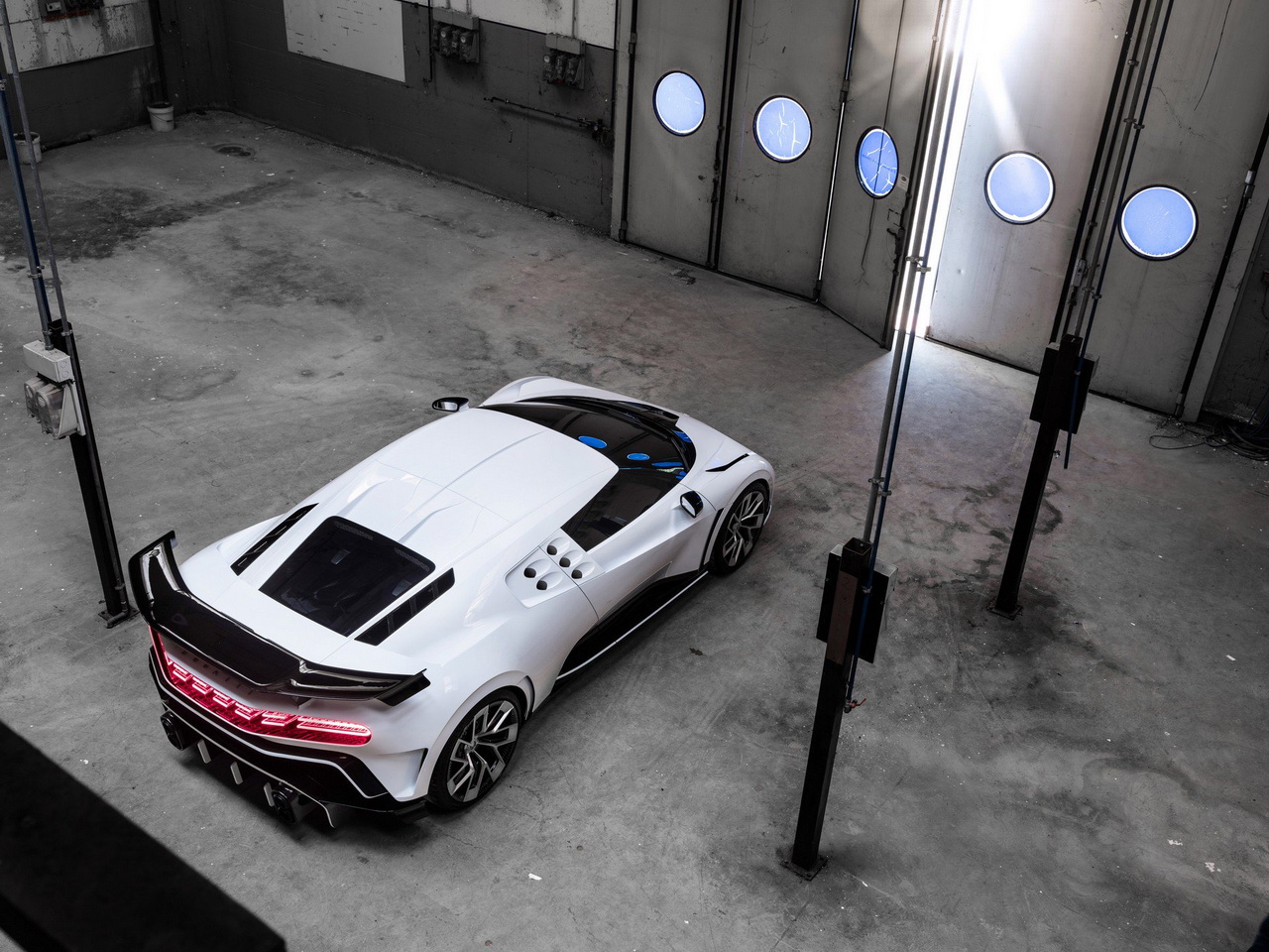 极具收藏价值全球限量10台1600psCentodieci正式亮相