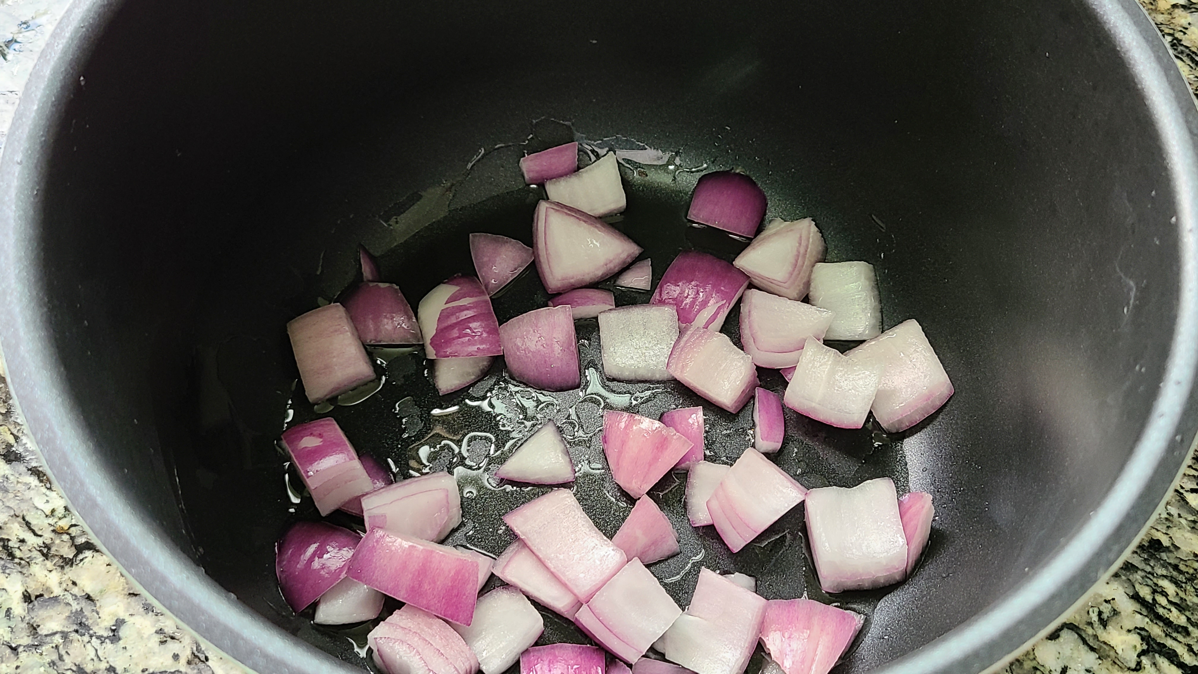 电饭煲焖鸭的做法大全,电饭煲焖鸭最简单做法视频