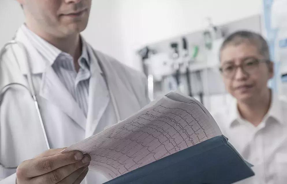 糖尿病引发的看不清东西怎么治疗,糖尿病难以被发现的原因