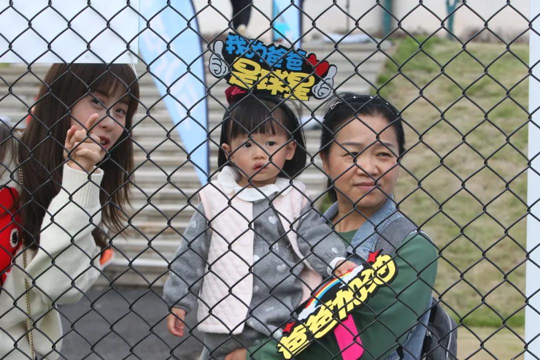 一场足球比赛点面结合,来场热血沸腾的球赛