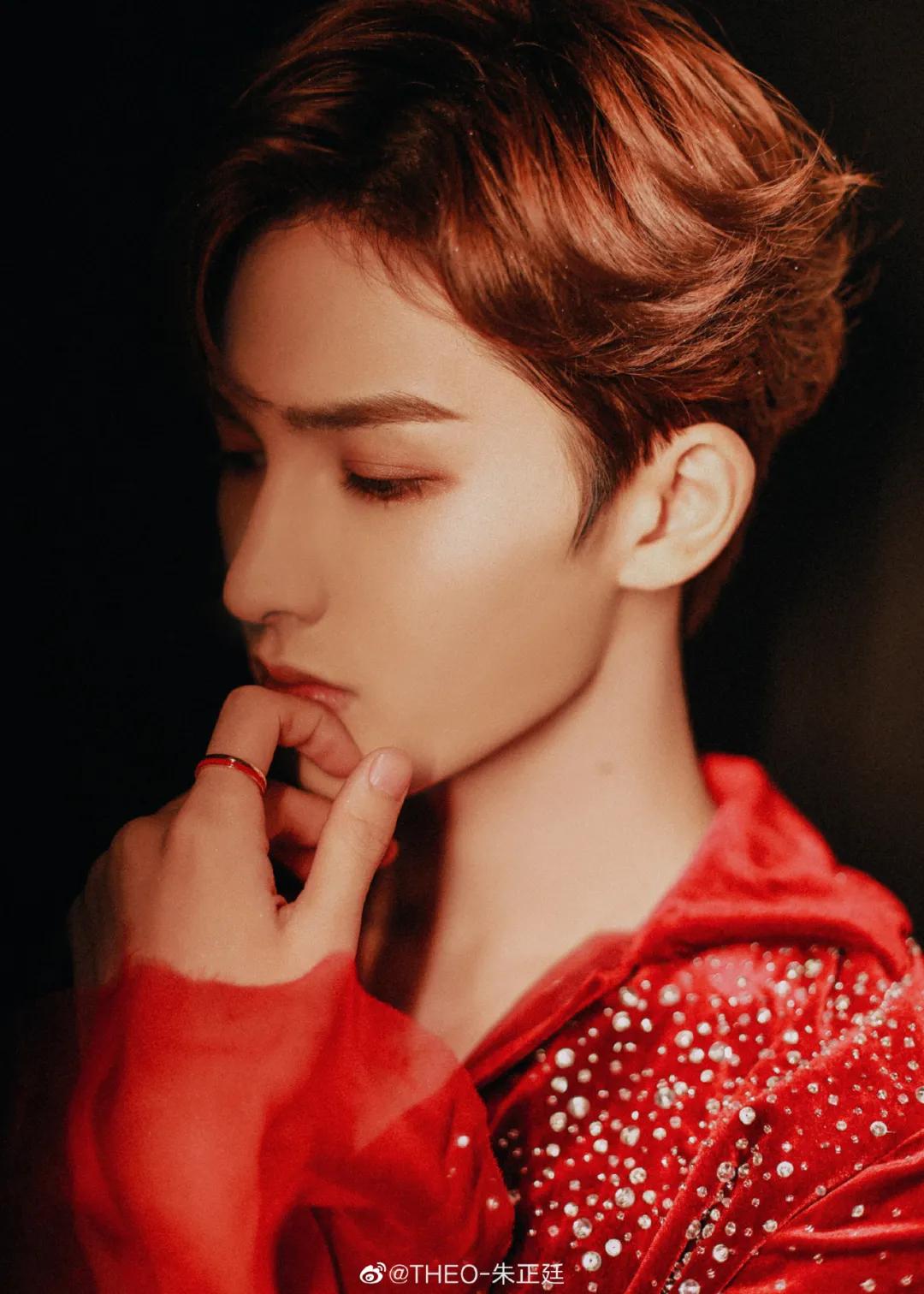 男爱豆顶级贵公子颜？清冷疏离的外表下却藏着柔和纯良的心