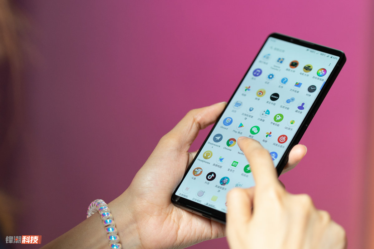 索尼微单手机xperia5iii,索尼微单手机xperia1iii拍照