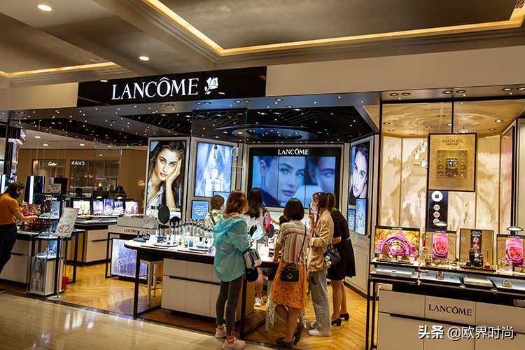 丽人丽妆发展历程,丽人丽妆产品分析