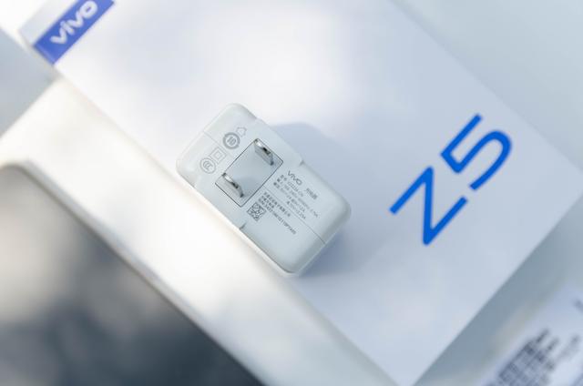 vivoz5手机值得入手吗,vivoz5现在还值得买吗