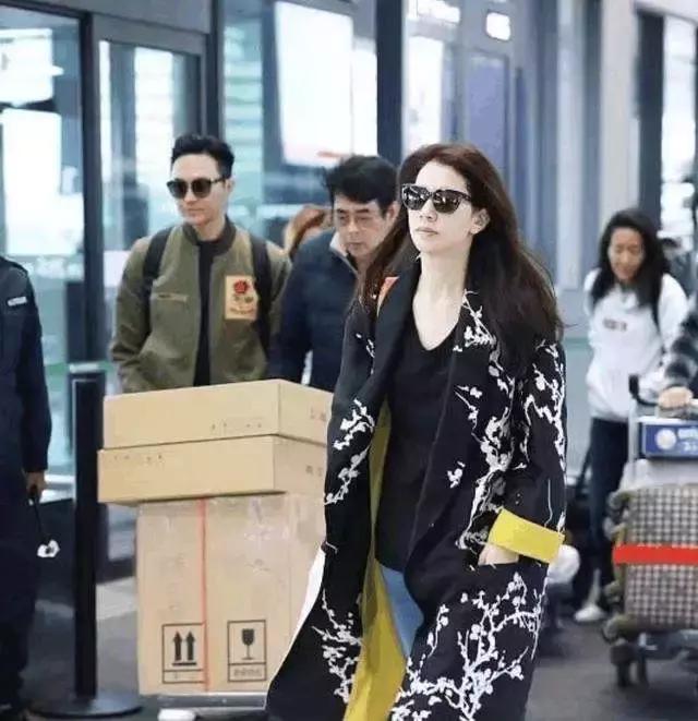 张智霖袁咏仪搞笑片段买包爱马仕,袁咏仪张智霖幸福三重奏