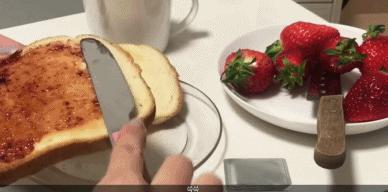 29岁女孩独居图片,29岁独居女孩的视频