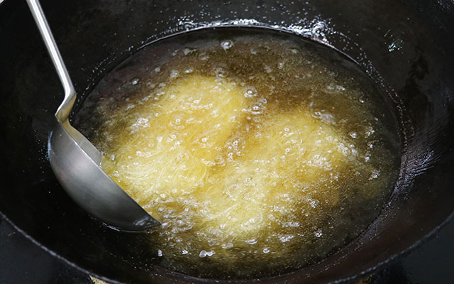 粉丝蚂蚁上树家常做法,大锅菜蚂蚁上树做法正宗视频