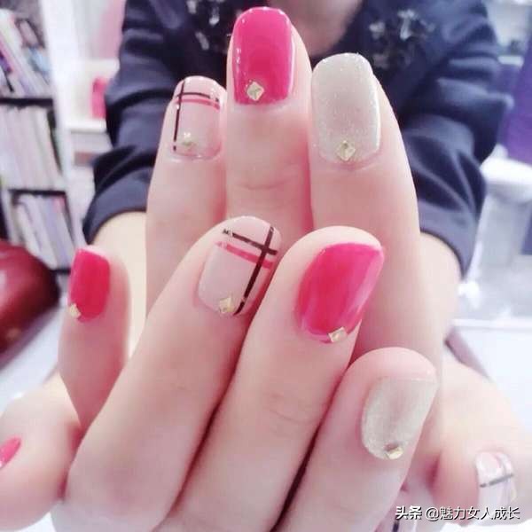 初学美甲步骤及教程,美甲教程入门零基础学自己做美甲