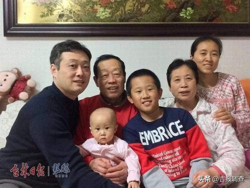 三世同堂的大家庭,三世同堂一家人其乐融融