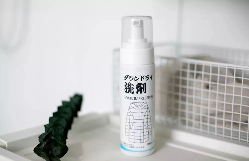 高端羽绒服清洗方法,清洗羽绒服只需要6步就能搞定