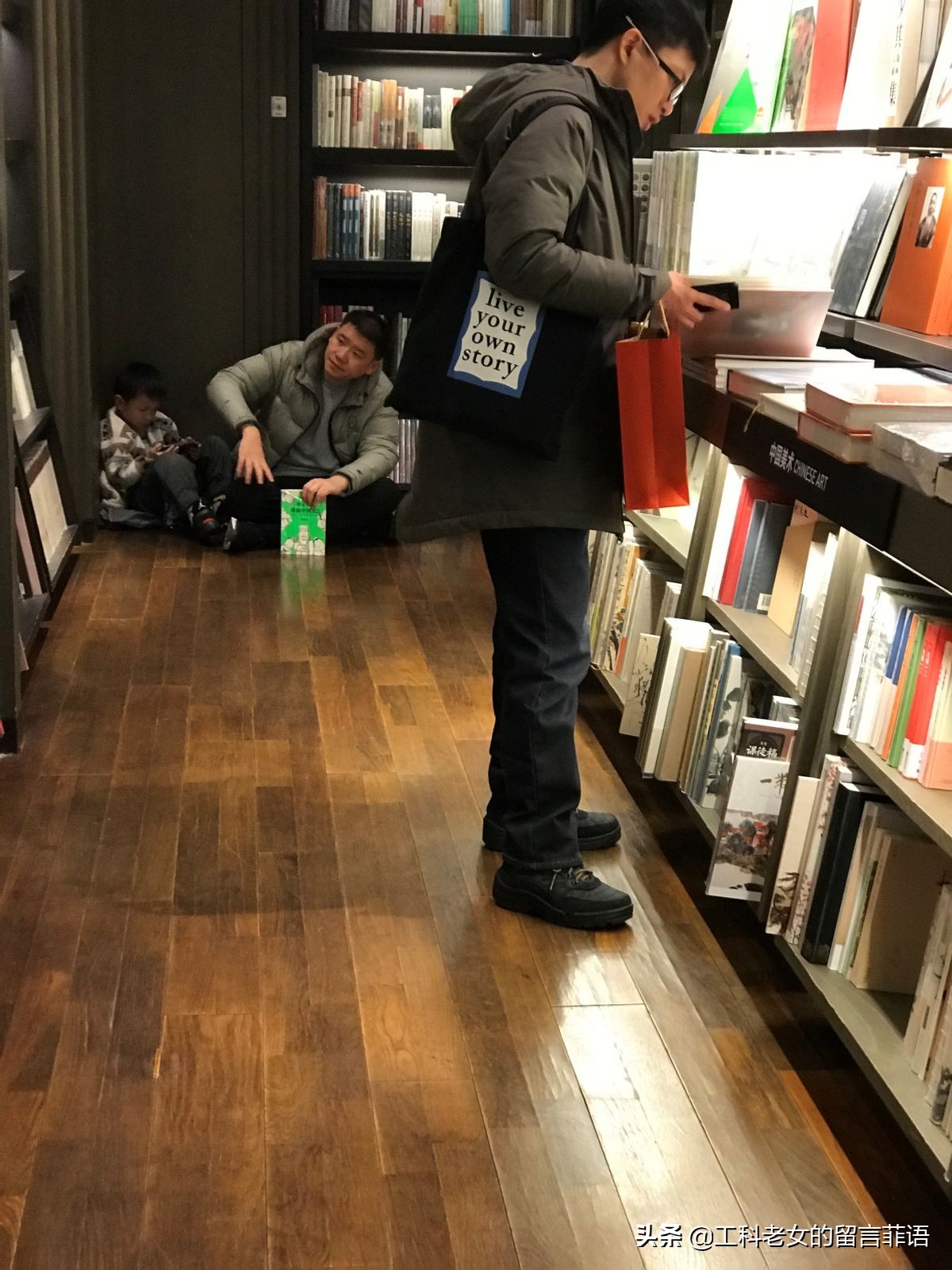 苏州诚品书店和台湾诚品书店,苏州诚品书店特有的书